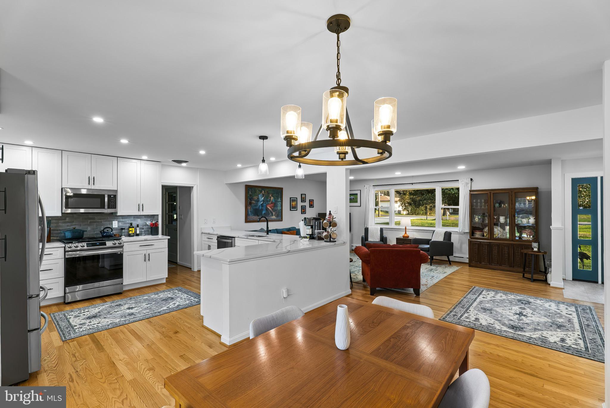 512 Quaint Acres Drive Silver Spring, MD 20904 - Photo 2 of 46 Dining room