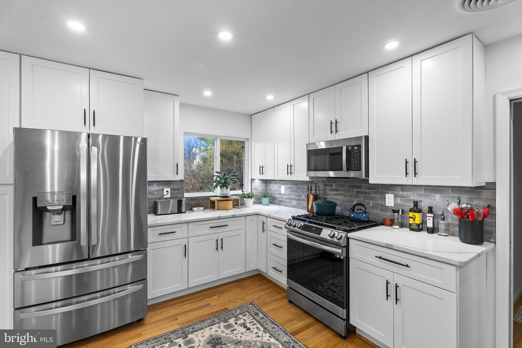 512 Quaint Acres Drive Silver Spring, MD 20904 - Photo 7 of 46 Kitchen with stainless steel appliances