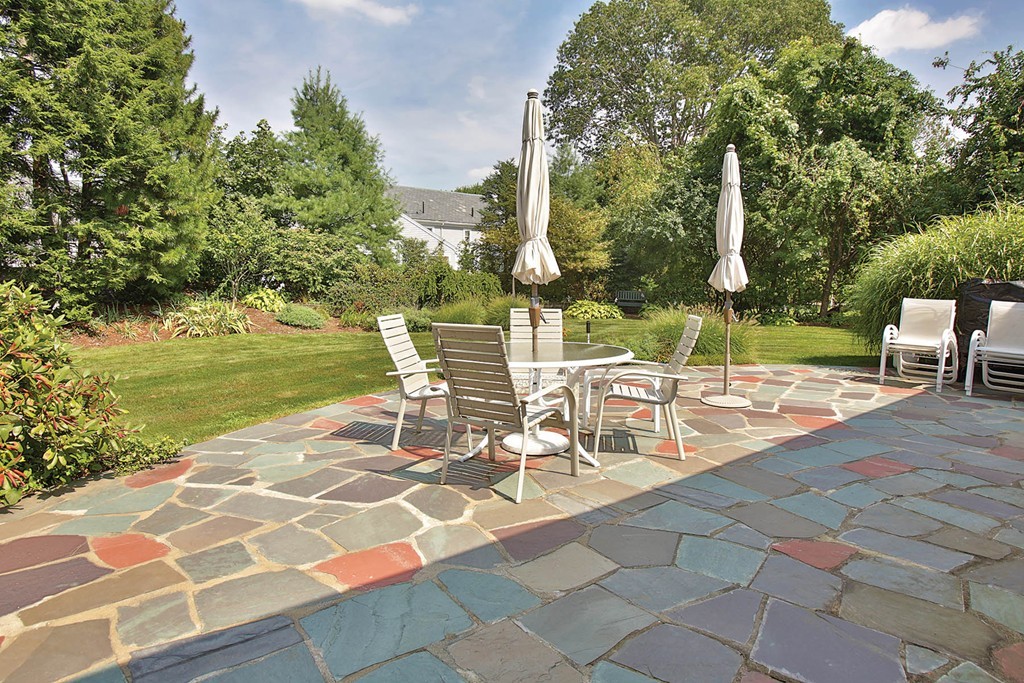 21 Levbert Road Newton, MA 02459 - Photo 14 of 21