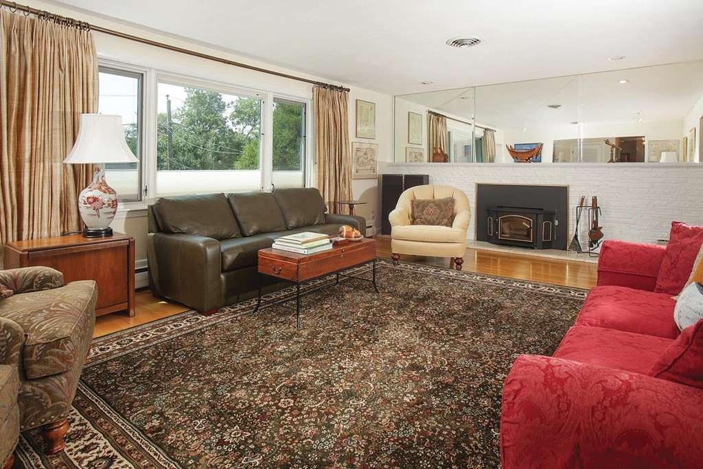 21 Levbert Road Newton, MA 02459 - Photo 3 of 21