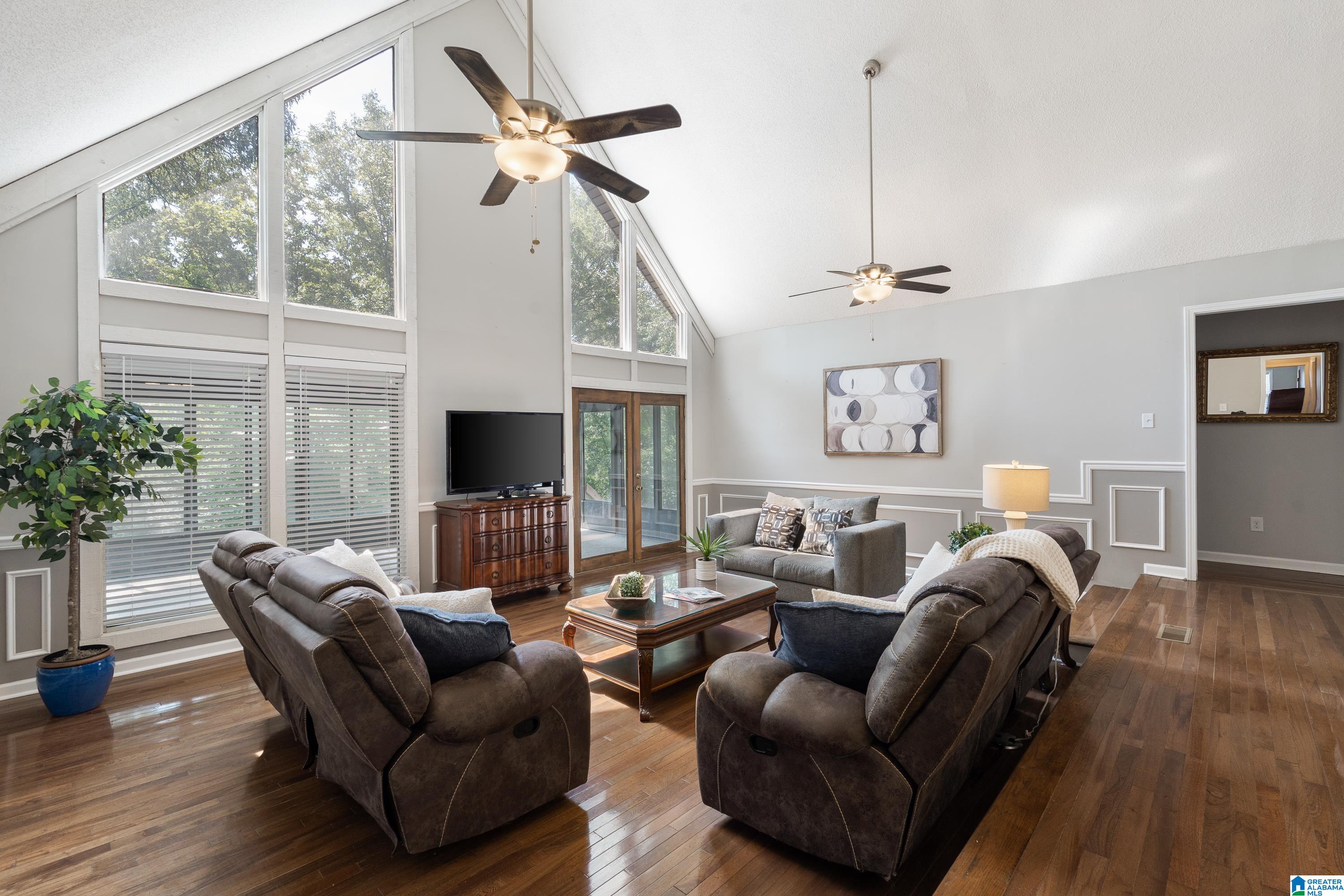 108 Yachtsman Street Alabaster, AL 35007 - Photo 4 of 38