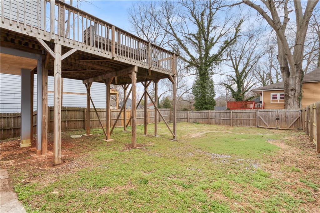 548 Holderness Street Southwest Atlanta, GA 30310 - Photo 25 of 32