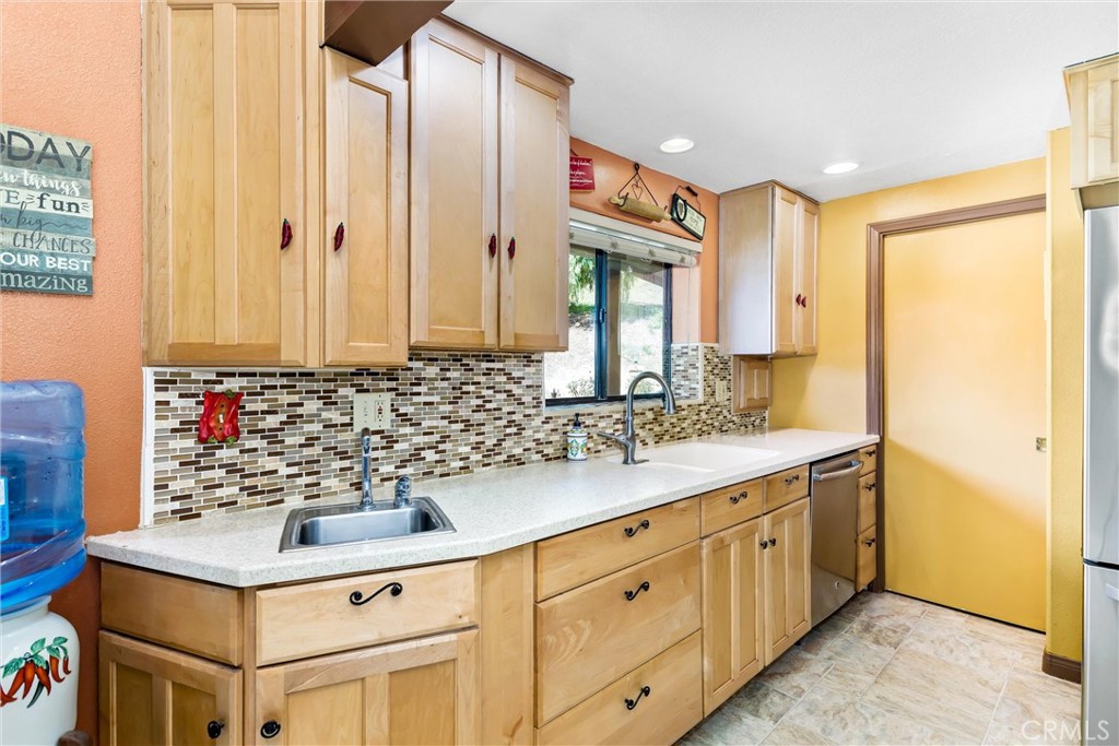 30260 San Timoteo Canyon Road Redlands, CA 92373 - Photo 23 of 66