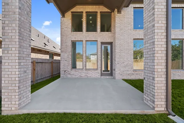 $734,000 | 1717 Sauterne Drive, Leander, TX 78641