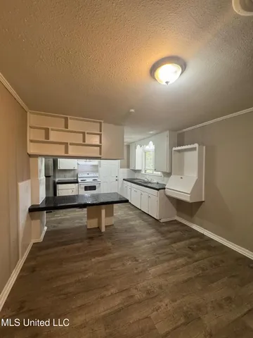 $69,900 | 227 Queen Anne Lane, Jackson, MS 39209