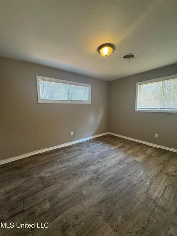 $69,900 | 227 Queen Anne Lane, Jackson, MS 39209