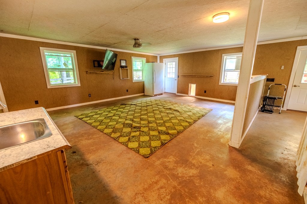900 Kanawha Ridge Road Dugspur, VA 24325 - Photo 28 of 71 Gallery Image 28
