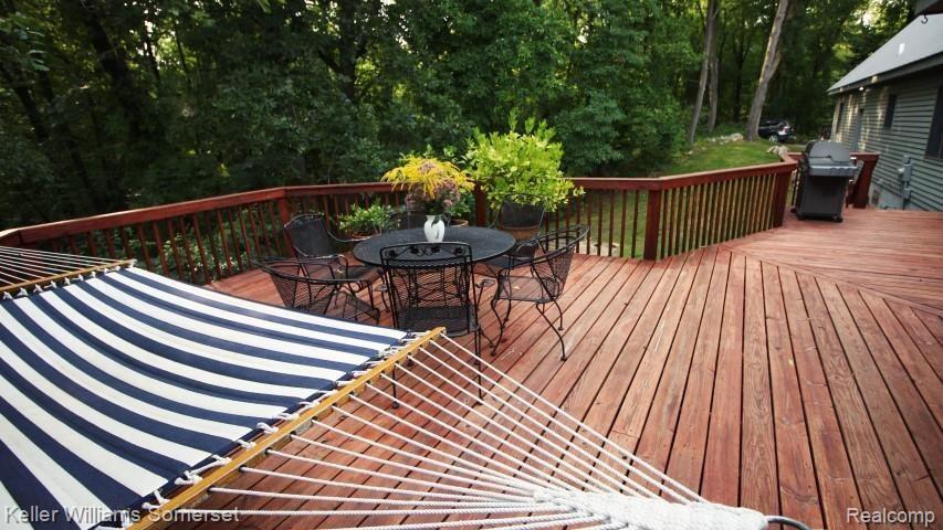 3505 Ray Road Oxford, MI 48370 - Photo 10 of 68 01 Outside 11 (Small).jpg
