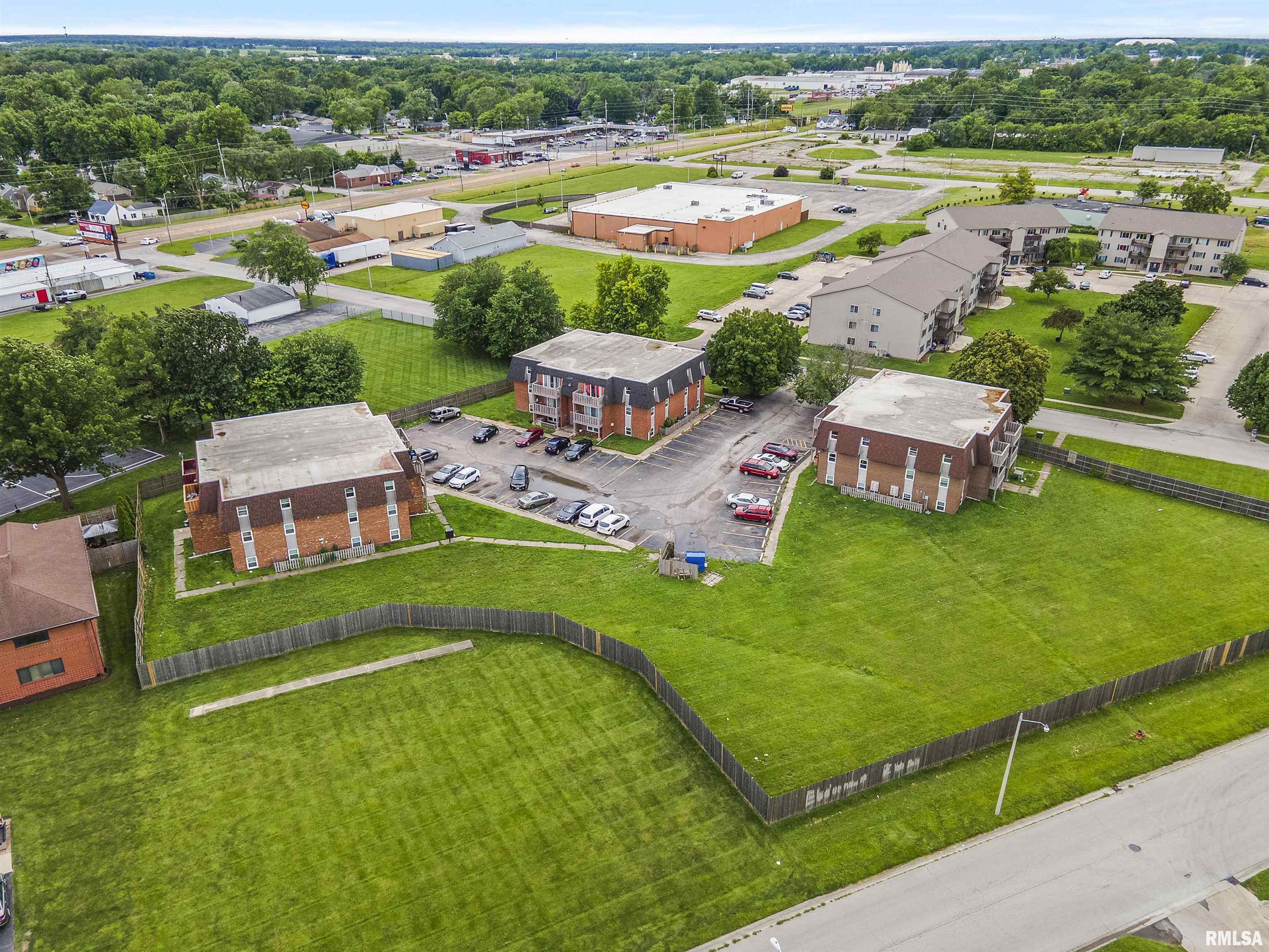 3100 Butler Street, Unit 1833 Springfield, IL 62703 - Photo 2 of 10