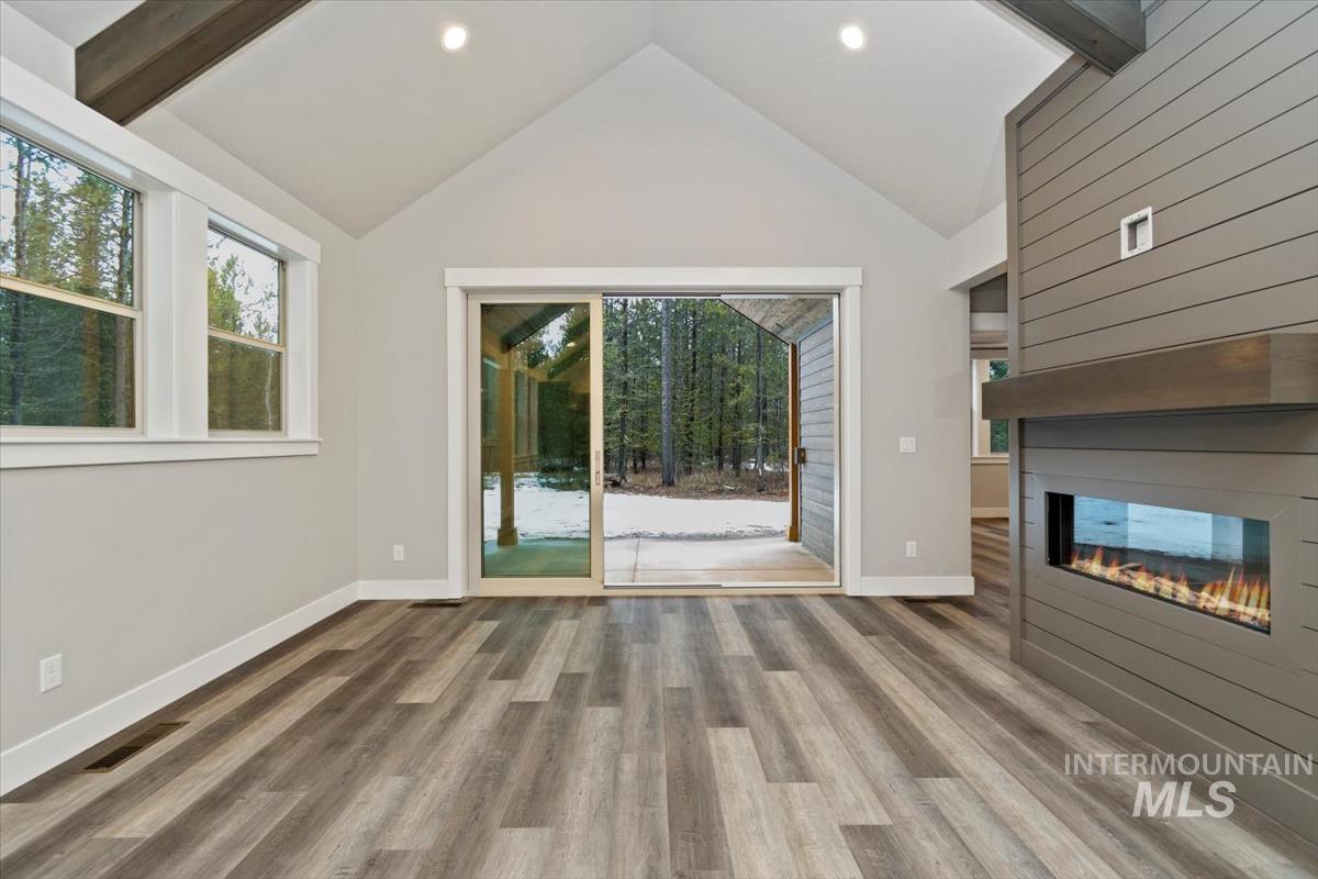 136 Jacks Loop Donnelly, ID 83615 - Photo 10 of 48