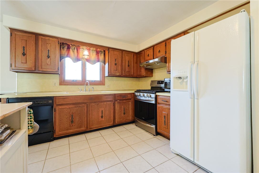 59 Independence Drive Warwick, RI 02888 - Photo 14 of 50