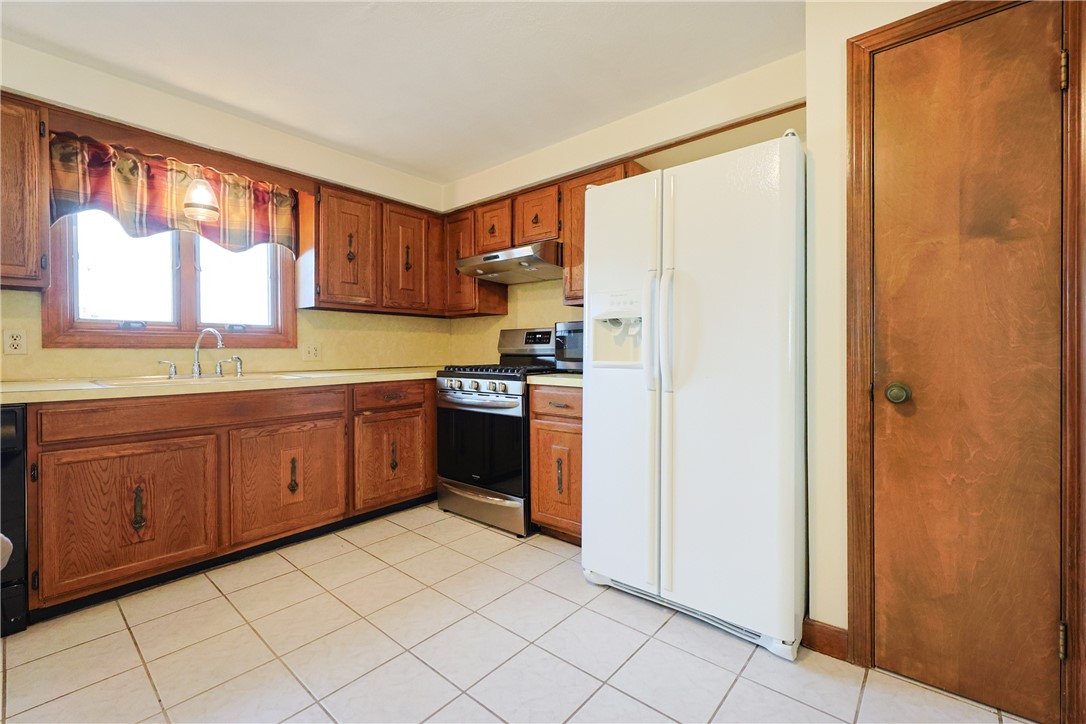 59 Independence Drive Warwick, RI 02888 - Photo 15 of 50