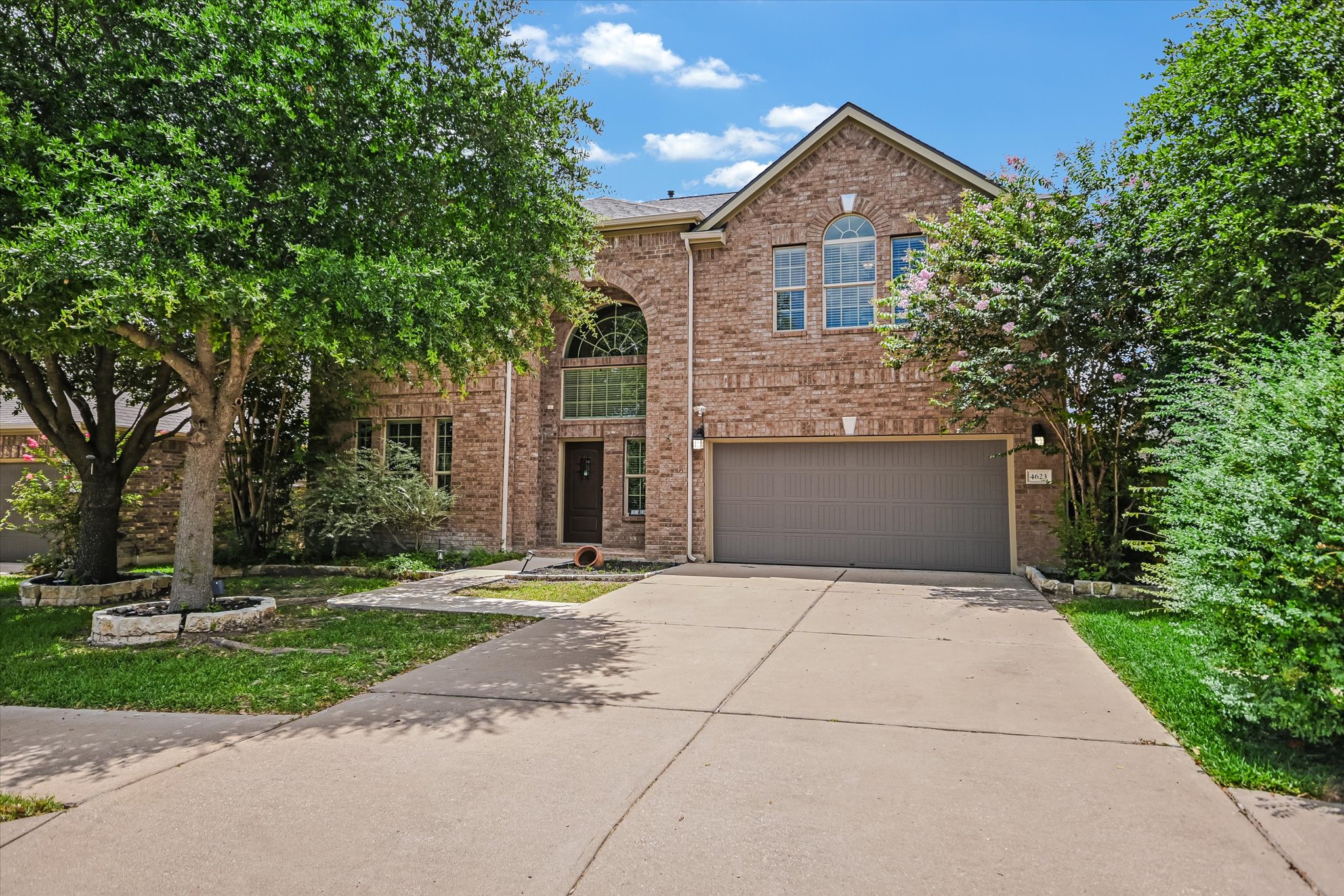 4623 Chestnut Meadows Bend Georgetown, TX 78626 - Photo 2 of 30 front view of a house with a yard and an trees