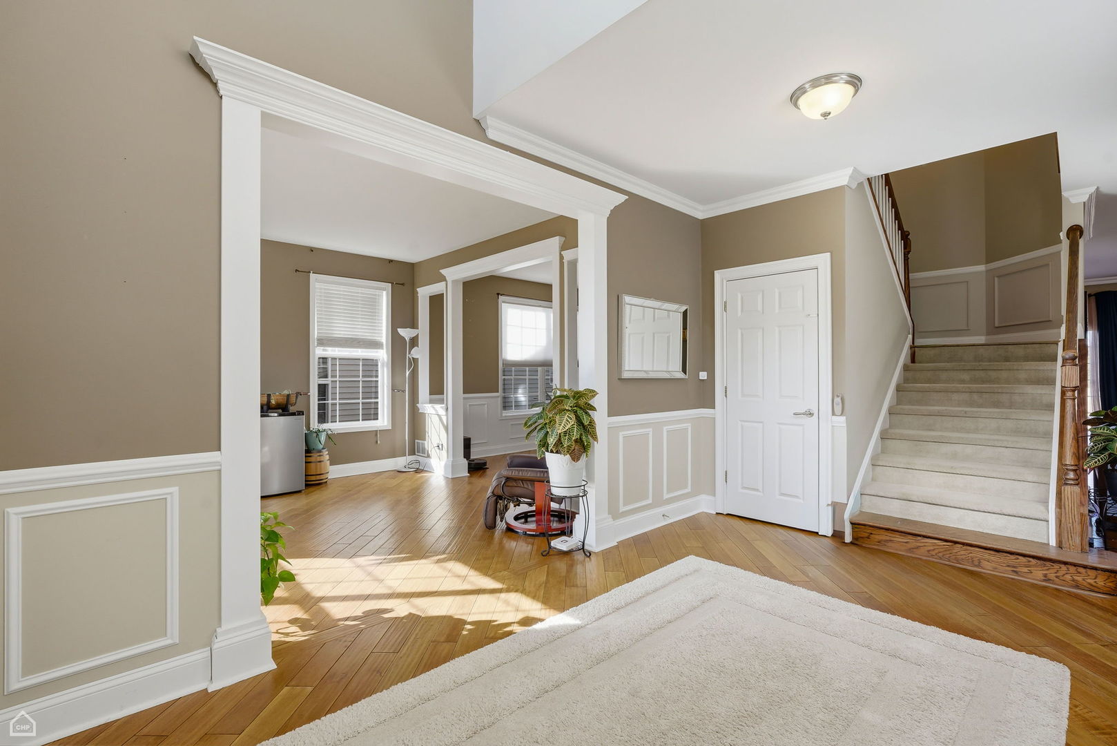 1190 Alpine Lane Elgin, IL 60120 - Photo 4 of 60