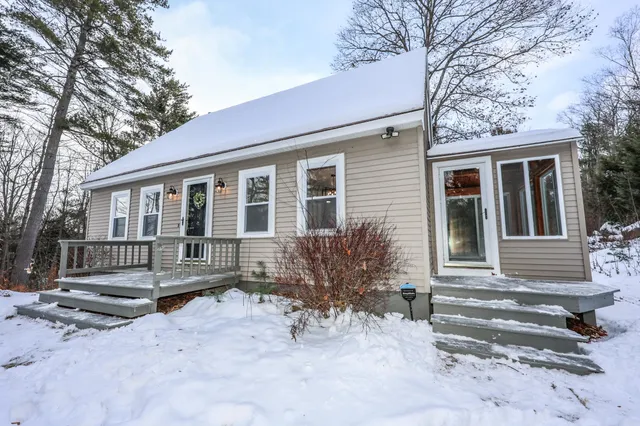 $449,900 | 239 Dickey Hill Road, Deering, NH 03244