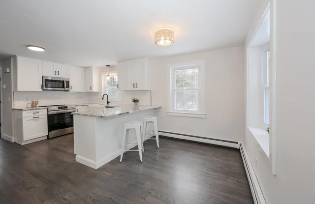 $449,900 | 239 Dickey Hill Road, Deering, NH 03244