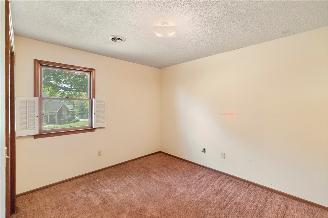 211 Green Valley Road Anderson, SC 29621 - Photo 28 of 46 Gallery Image 28