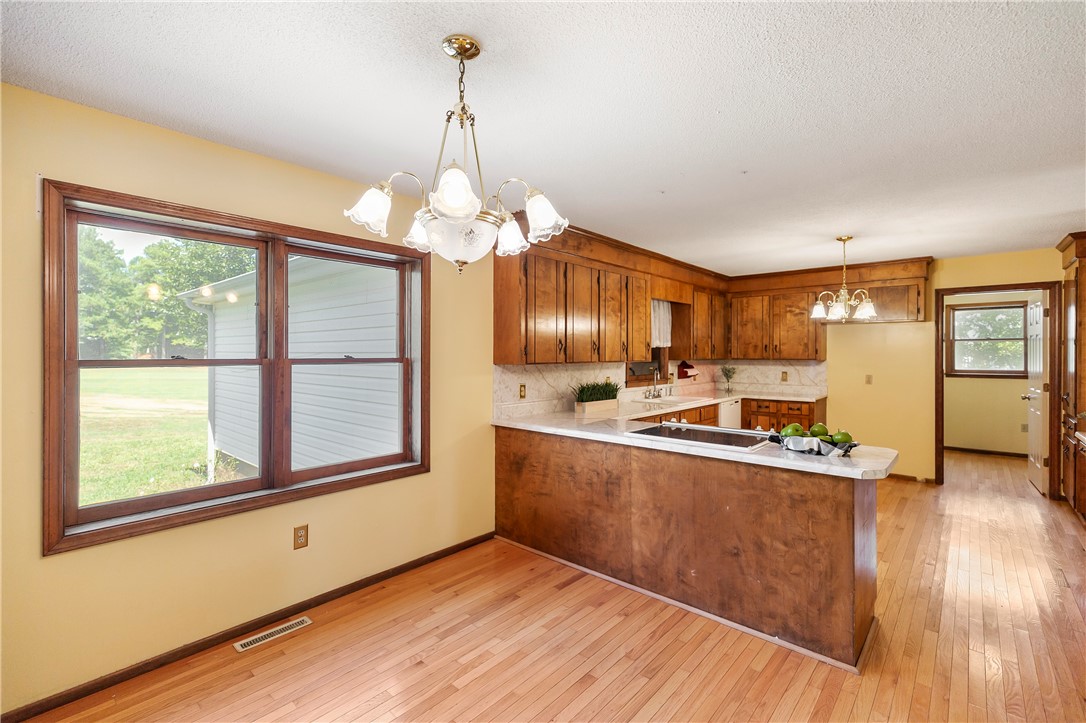 211 Green Valley Road Anderson, SC 29621 - Photo 4 of 46 Gallery Image 4