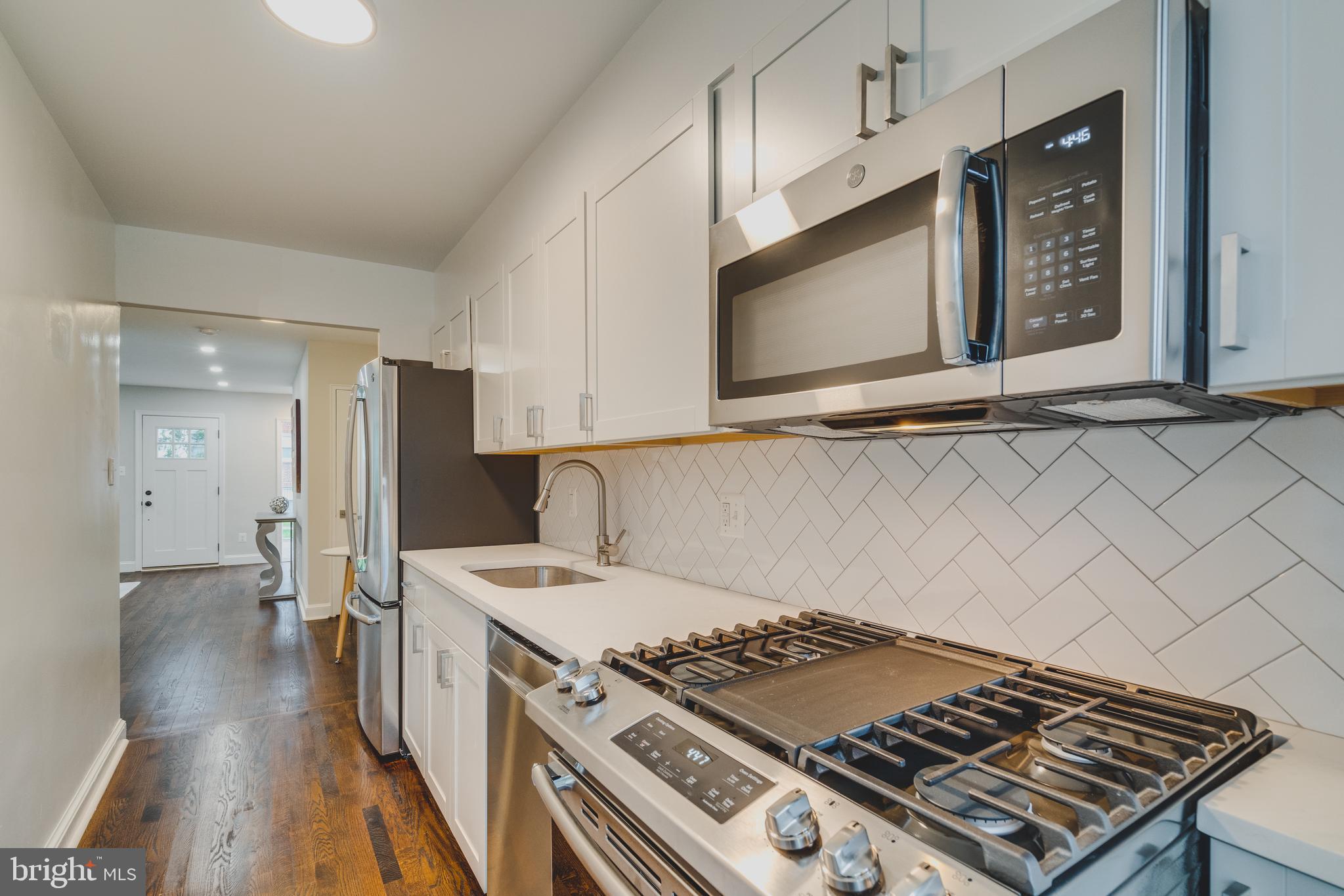 422 Burbank Street Southeast Washington, DC 20019 - Photo 11 of 29 Be the first one to cook here!