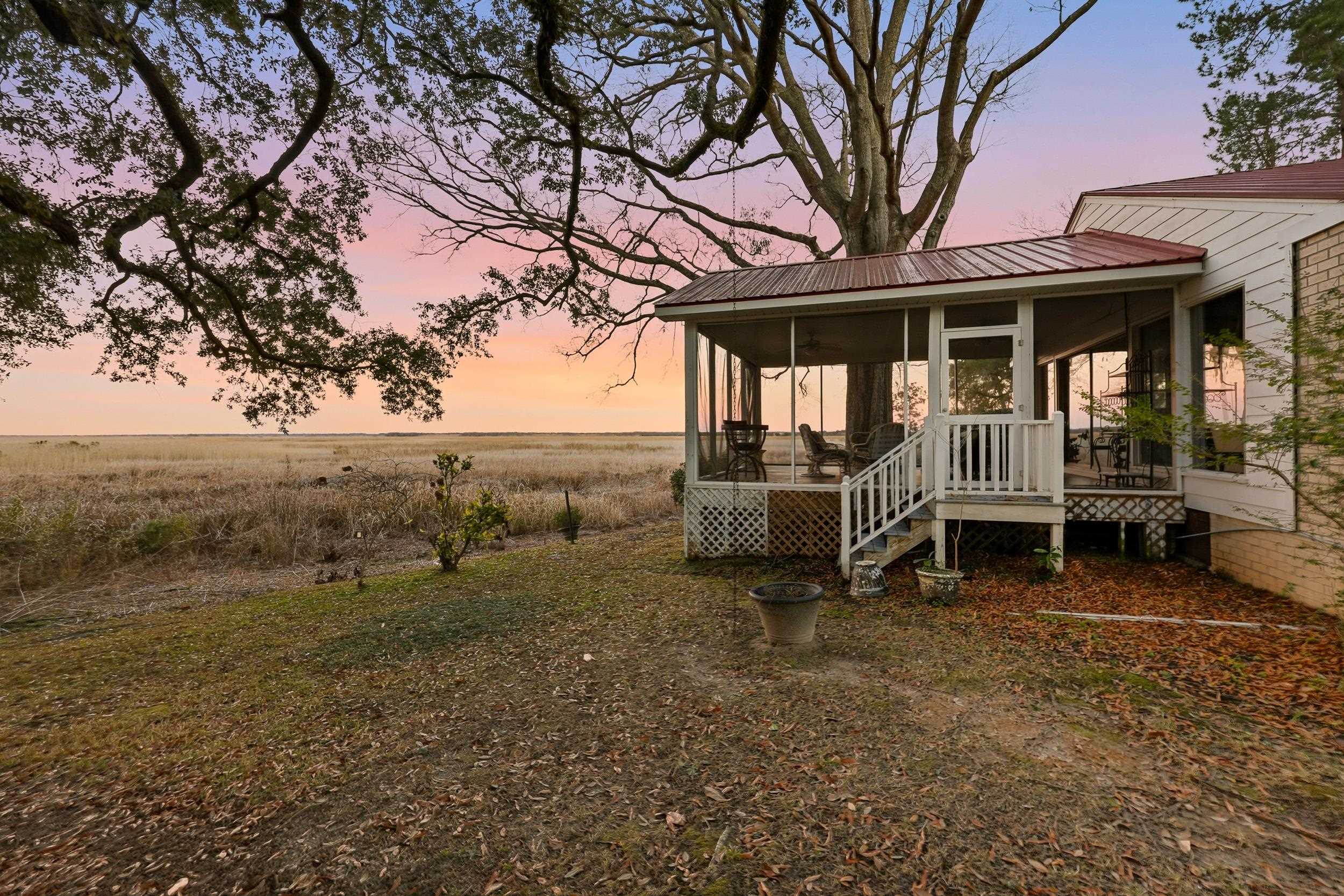 613 Cypress Street Georgetown, SC 29440 - Photo 17 of 35