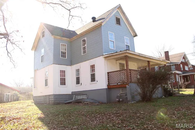 $99,500 | 842 Kinzer Street, Poplar Bluff, MO 63901