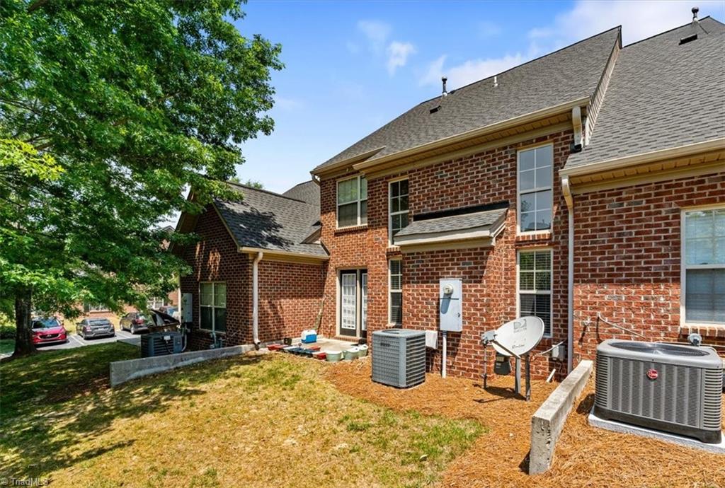 3033 Renaissance Parkway Jamestown, NC 27282 - Photo 31 of 32