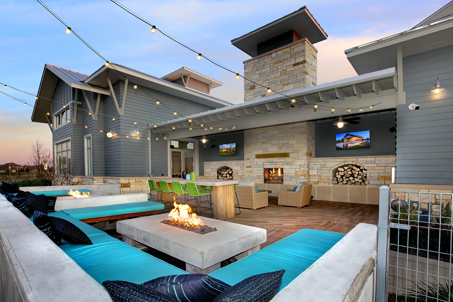 2723 Papaw Vly Way Manvel, TX 77578 - Photo 6 of 9 a living room with furniture a flat screen tv and a table