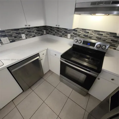 a close view of stove top oven