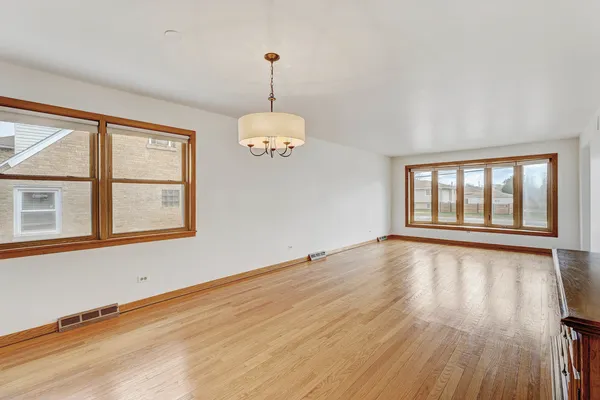 $485,000 | 8506 North Greenwood Avenue, Niles, IL 60714