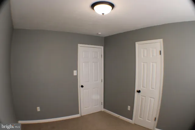 $1,600 | 5474 Mulberry Street, Stephens City, VA 22655