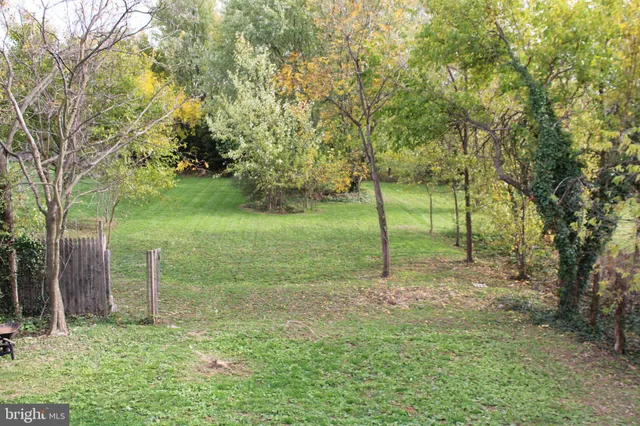 $1,600 | 5474 Mulberry Street, Stephens City, VA 22655