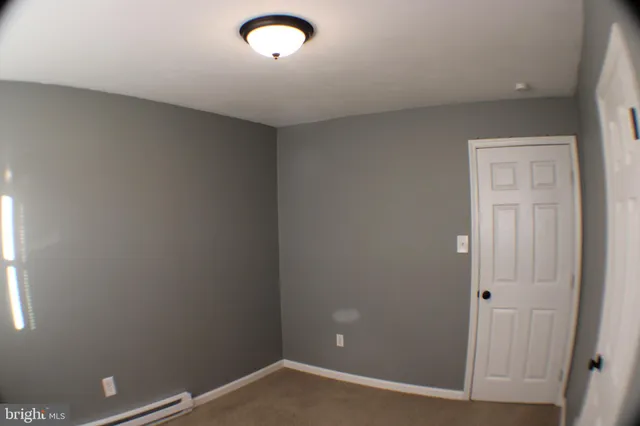 $1,600 | 5474 Mulberry Street, Stephens City, VA 22655