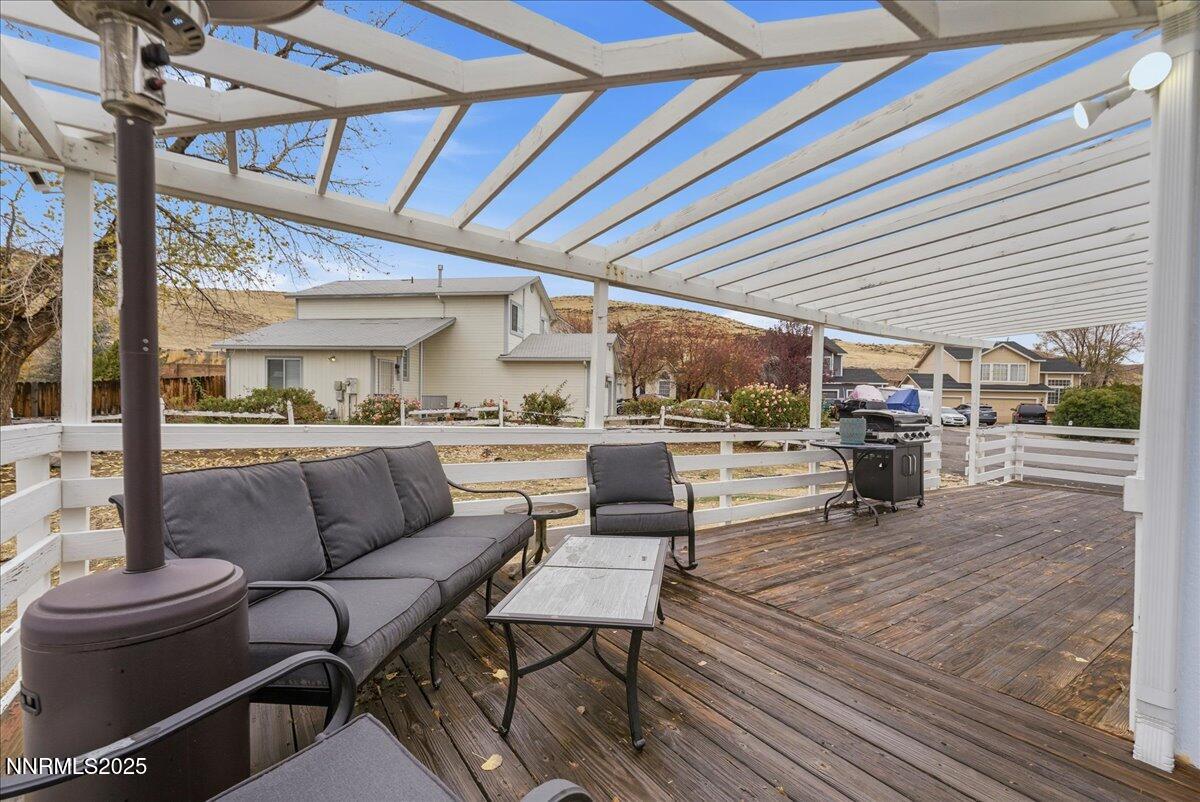 35 Roxy Court Sparks, NV 89436 - Photo 8 of 14 28-35 Roxy Court Sparks NV 89436 (28 of