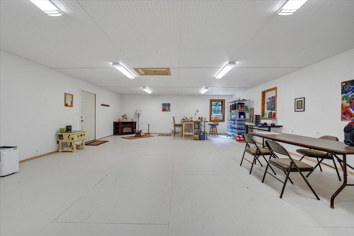 2275 Union School Road Southwest Willis, VA 24380 - Photo 59 of 86 57-MIB00344