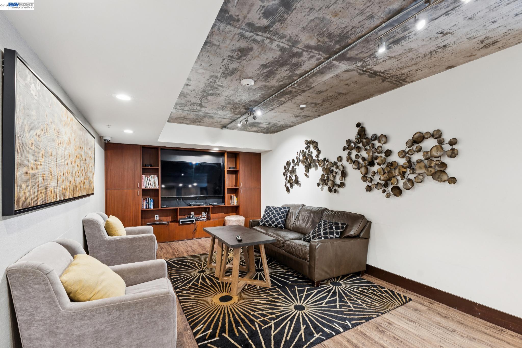 311 Oak Street, Unit 720 Oakland, CA 94607 - Photo 38 of 42