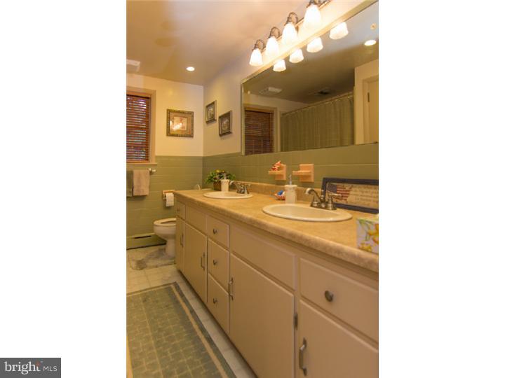 504 Beck Road Souderton, PA 18964 - Photo 14 of 25 Bathroom