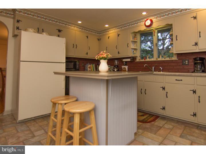 504 Beck Road Souderton, PA 18964 - Photo 10 of 25 Kitchen
