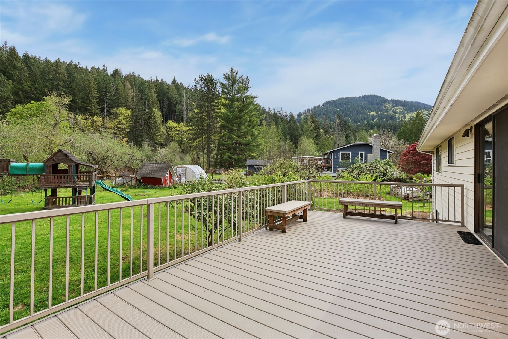 620 Southeast Kramer Place Issaquah, WA 98027 - Photo 9 of 33