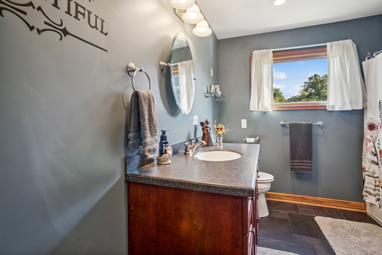 210 Valley Road Roselle, IL 60172 - Photo 21 of 34 Gallery Image 21