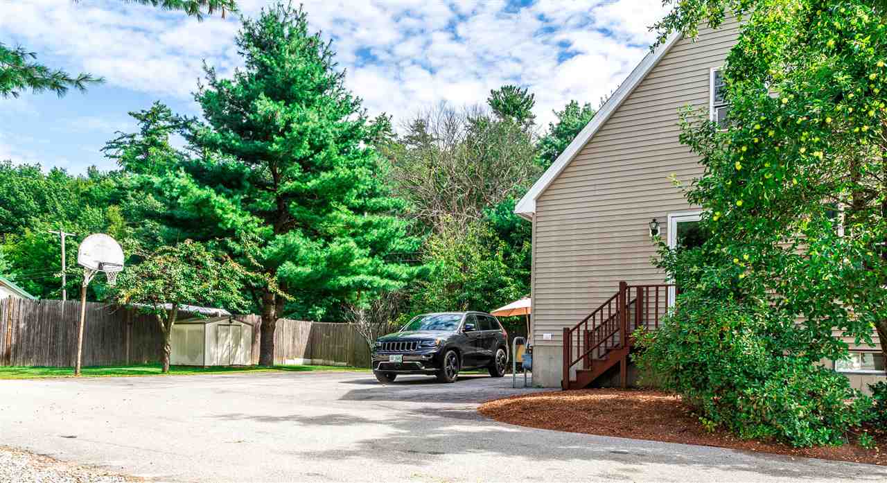 1606 Hooksett Road Hooksett, NH 03106 - Photo 3 of 25