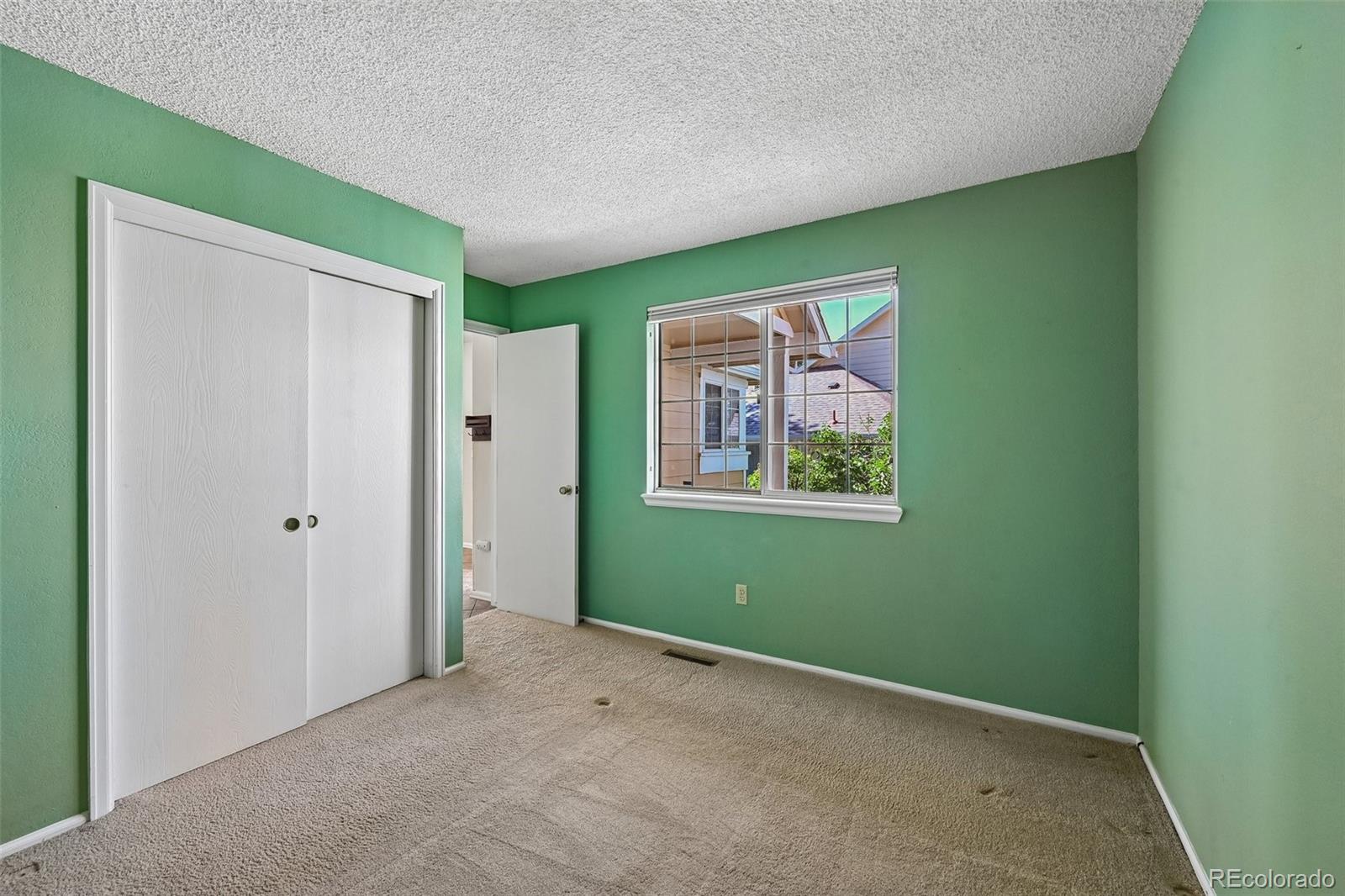 3990 South Rifle Court Aurora, CO 80013 - Photo 18 of 37