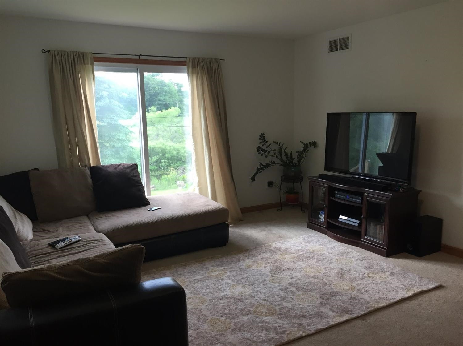 3100 Patterson Lake Road Pinckney, MI 48169 - Photo 9 of 10 Photo 9