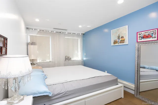 $899,000 | 136-20 Booth Memorial Avenue, Unit 2A | Queensboro Hill