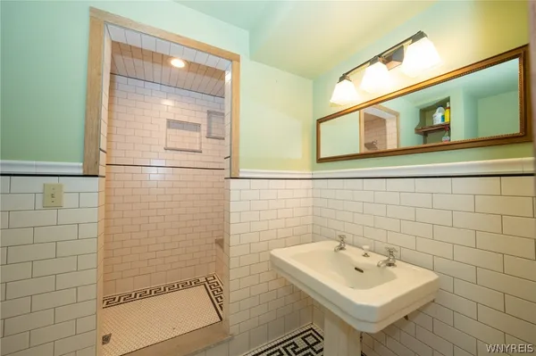 $3,500 | 3752 Hampton Brook Drive, Hamburg, NY 14075