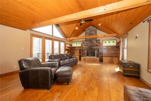 $3,500 | 3752 Hampton Brook Drive, Hamburg, NY 14075