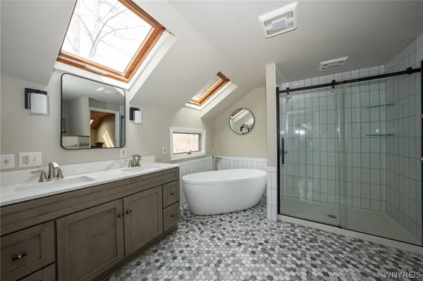 $3,500 | 3752 Hampton Brook Drive, Hamburg, NY 14075