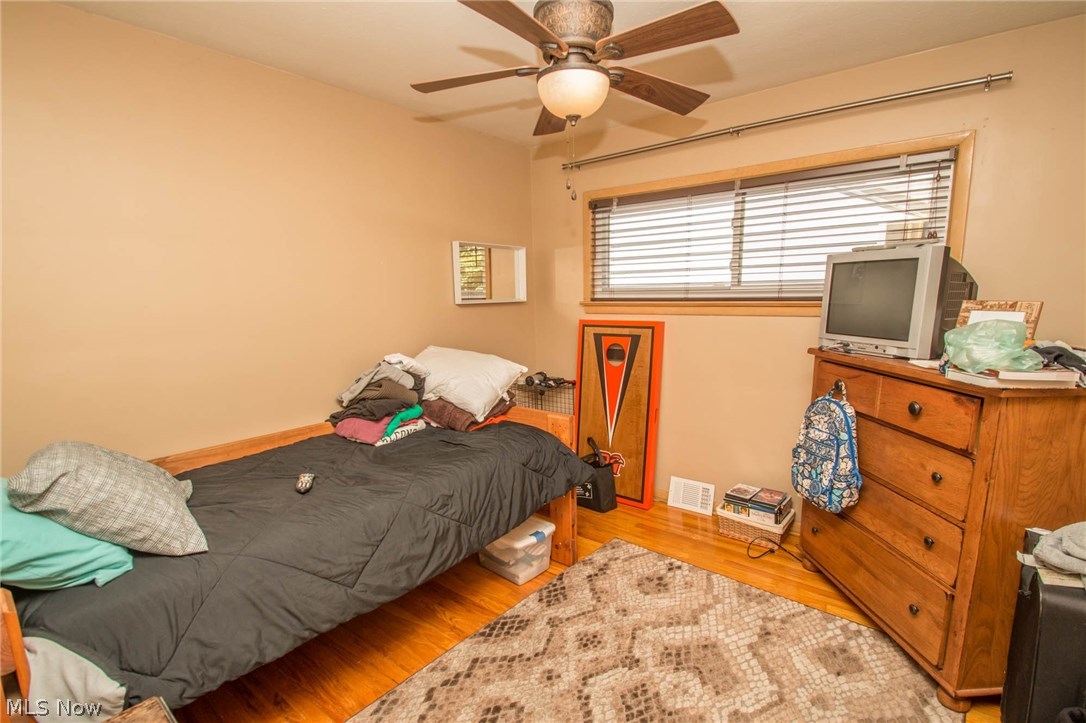 1159 Haverston Road Cleveland, OH 44124 - Photo 20 of 28