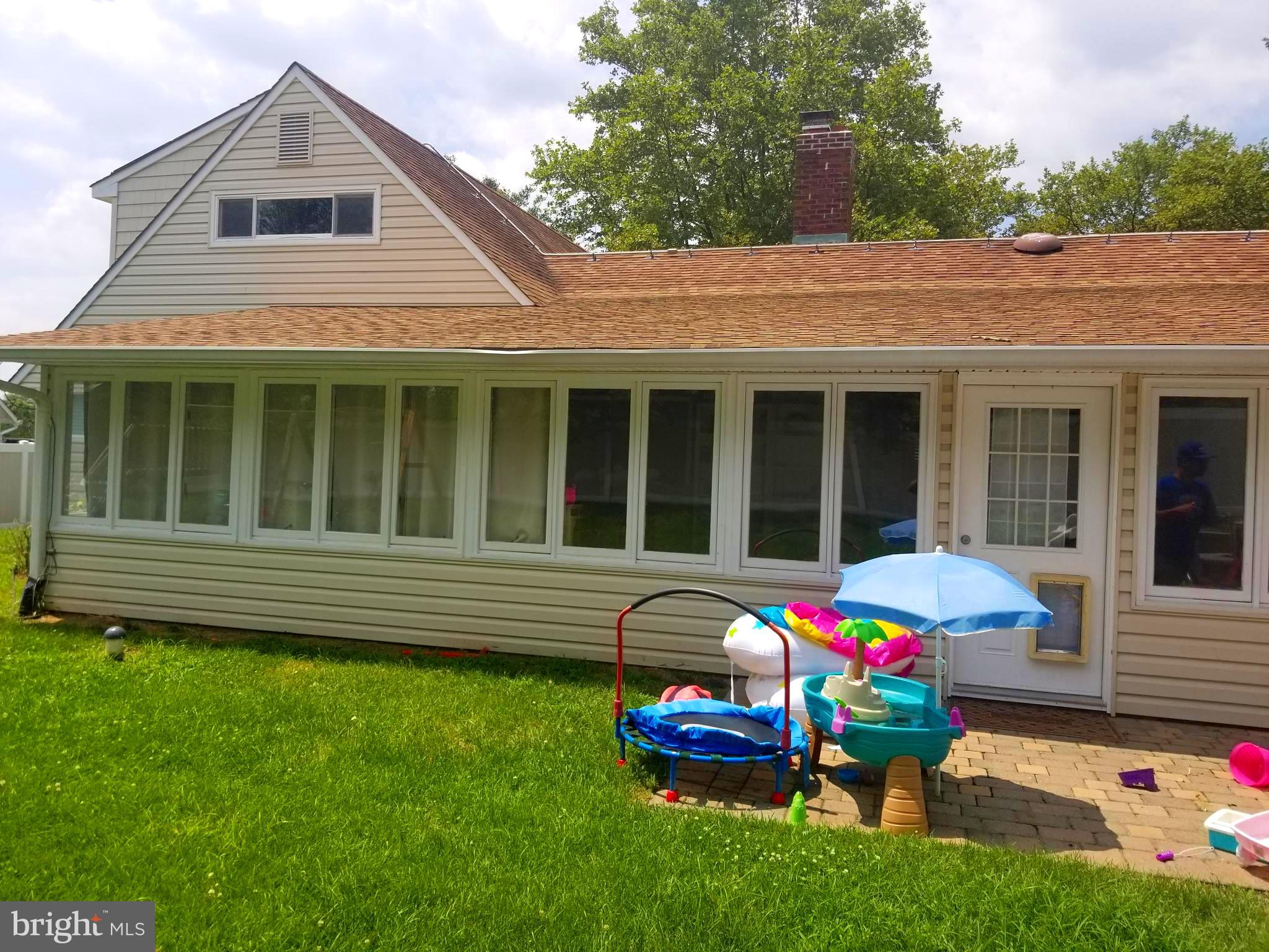 42 Red Ridge Road Levittown, PA 19056 - Photo 18 of 33 Gallery Image 18