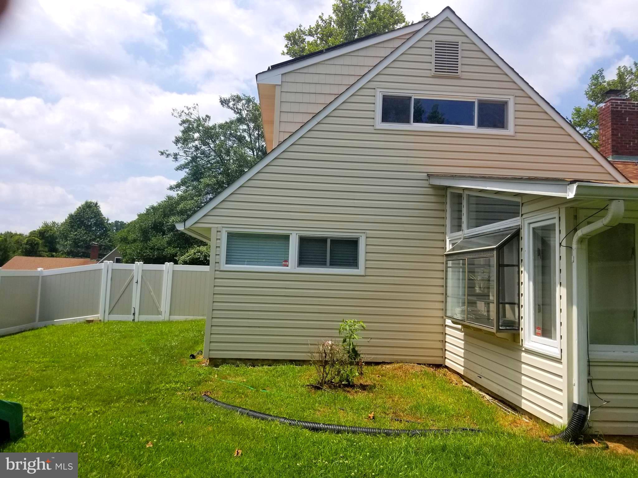 42 Red Ridge Road Levittown, PA 19056 - Photo 21 of 33 Gallery Image 21