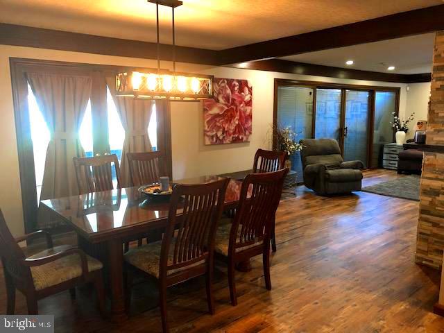 42 Red Ridge Road Levittown, PA 19056 - Photo 9 of 33 Gallery Image 9